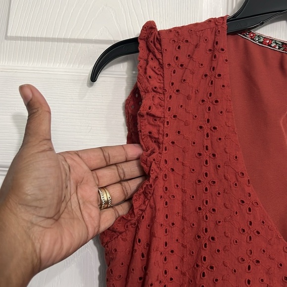 Knox Rose Ruffle Sleeve Eyelet A-Line Mini Dress - Desert Red - Size XS - Picture 3 of 8